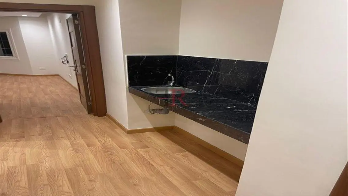 Luxury Apartment at an Attractive Price of 65000