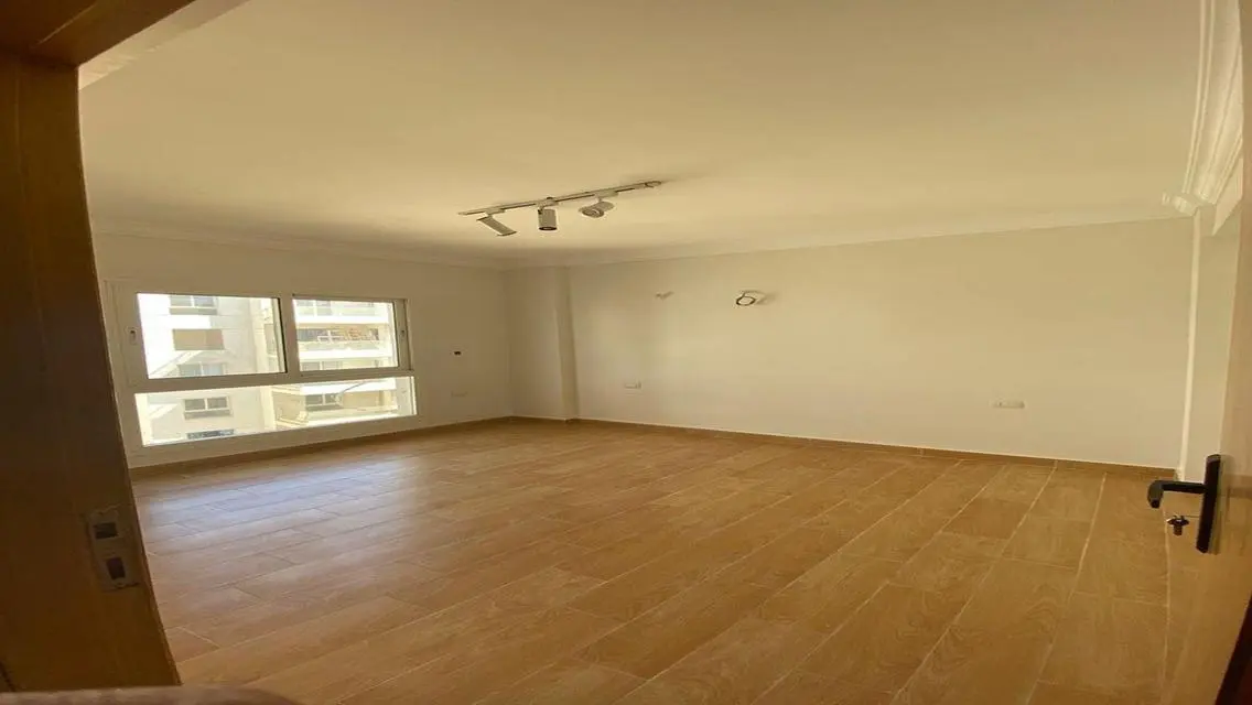Resale 155m corner fully finished on Villas view