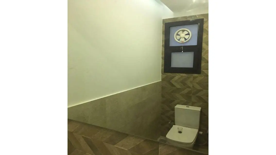 Apartment for sale in Eastown with  40k rental