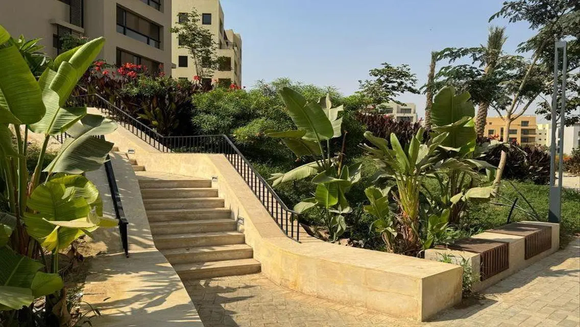 Fancy finished apartment ready to move in OWest