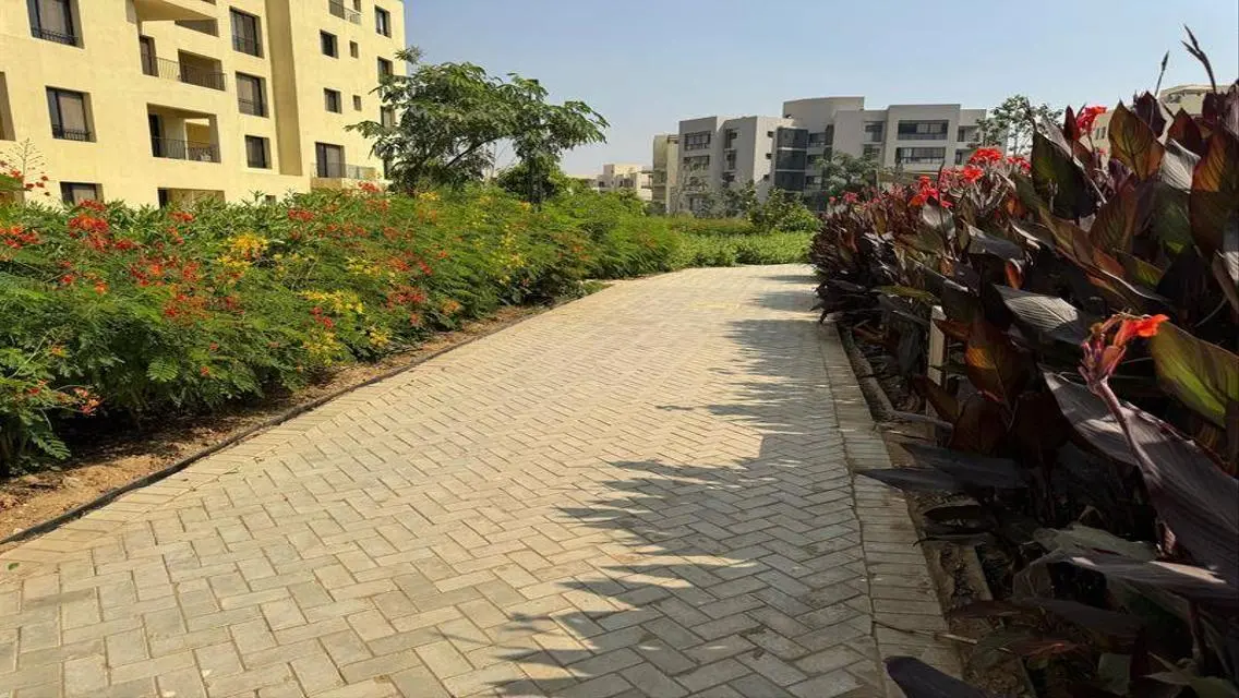 Fancy finished apartment ready to move in OWest