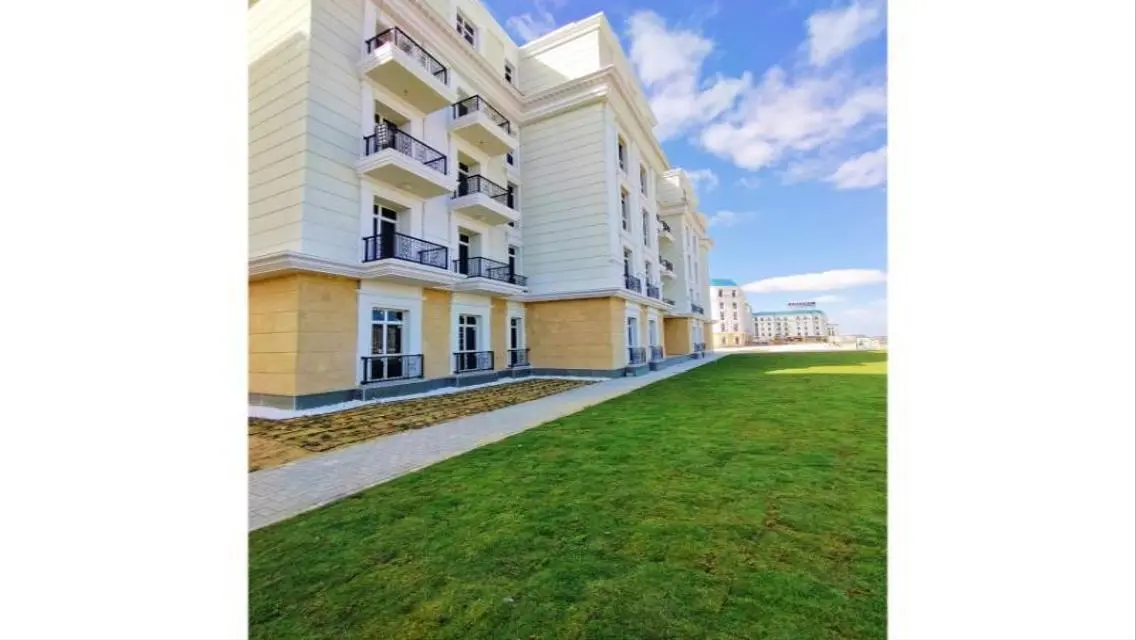 distictive view &amp;price infront  alamein tower5% DP