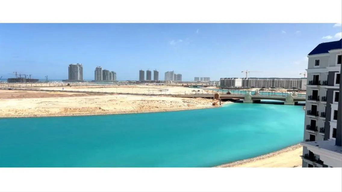 distictive view &amp;price infront  alamein tower5% DP
