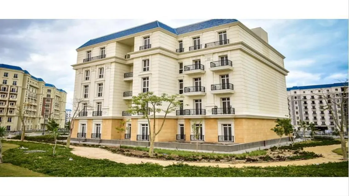 distictive view &amp;price infront  alamein tower5% DP