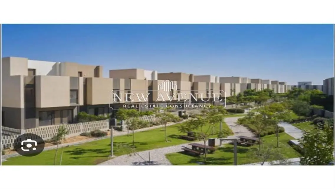 Townhouse Prime Location - Bahary - in Al Burouj