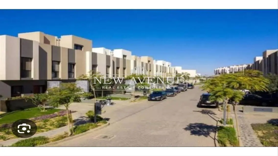 Townhouse Prime Location - Bahary - in Al Burouj