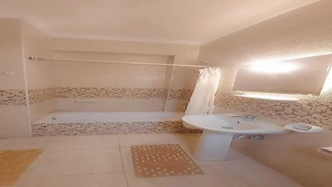 Furnished apartment for rent prime location