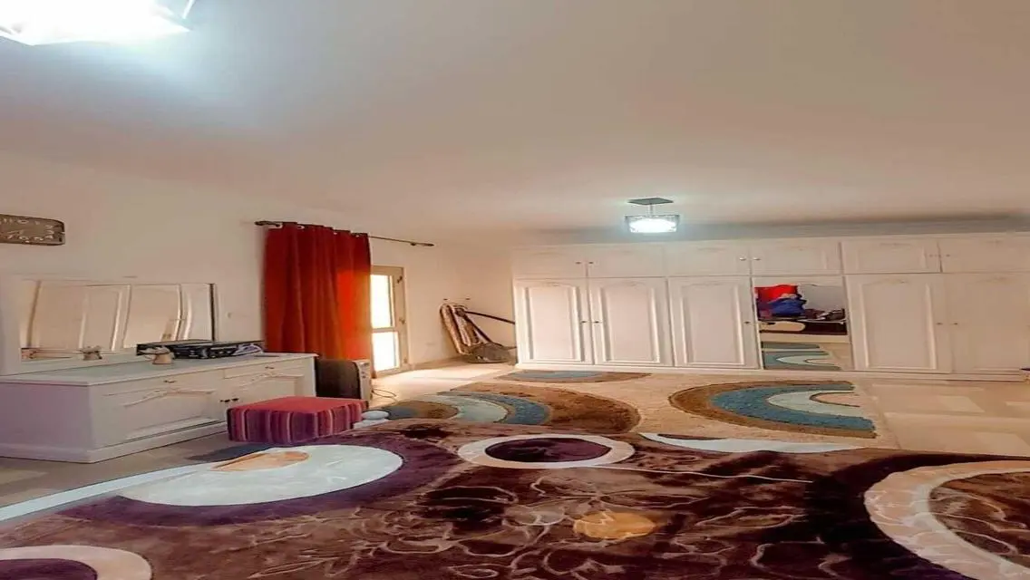Furnished apartment for rent prime location