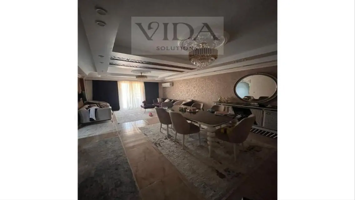 Apartment 165 m in the heart of the Pyramids Garde