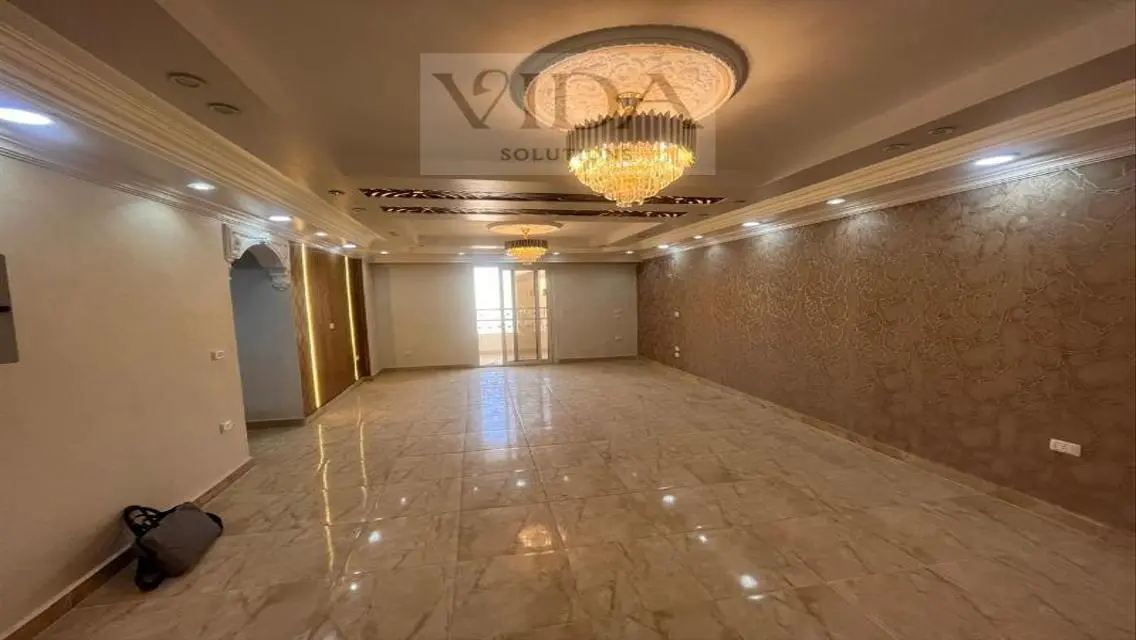 Apartment 165 m in the heart of the Pyramids Garde