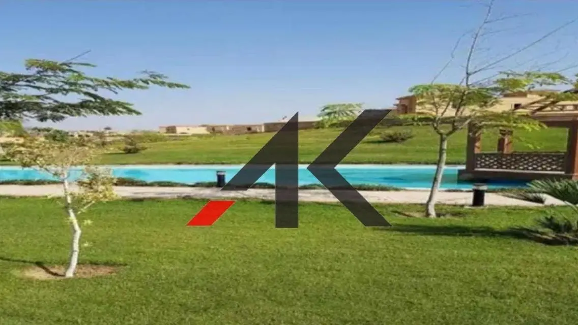 Stand Alone L900m. For Sale in Royal Meadows-Zayid