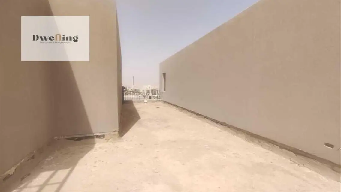 تاون هاوس للبيع في سوديك ايست كورنر