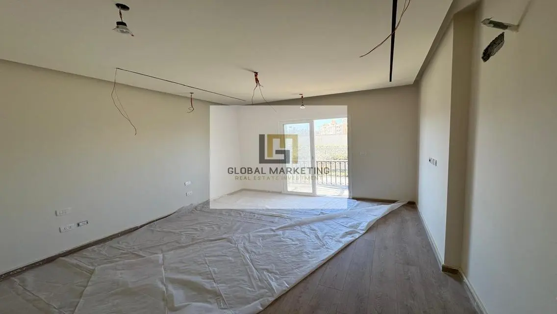 Luxurious royal villa 4 rent in Mivida