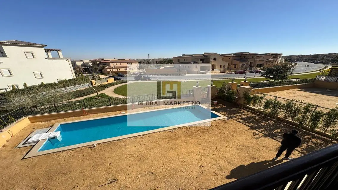 Luxurious royal villa 4 rent in Mivida