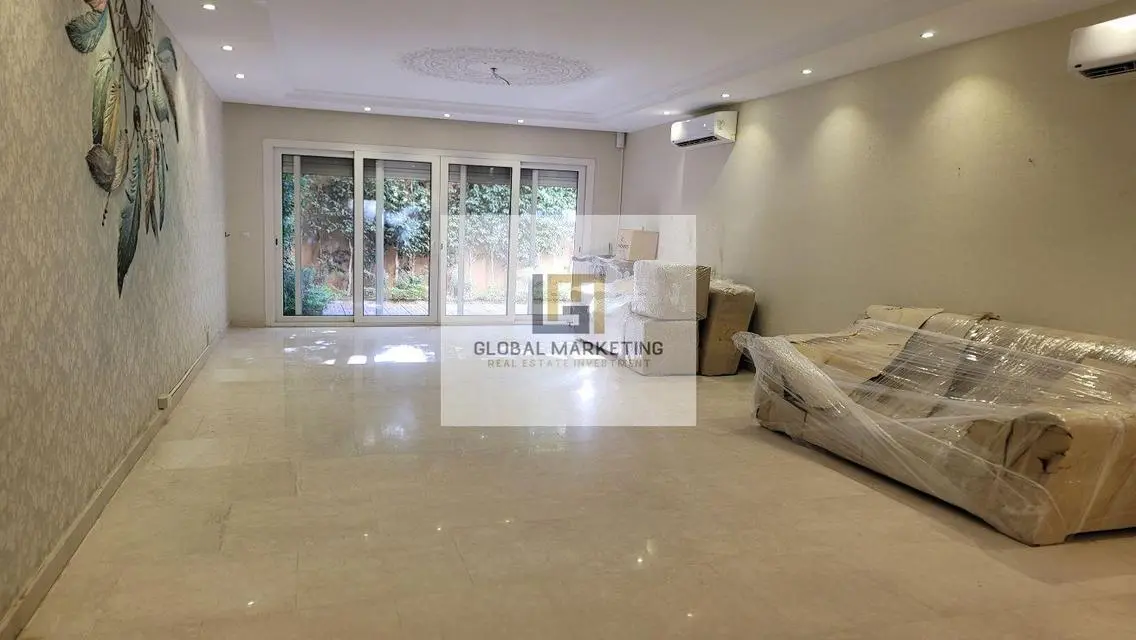 apartment with Garden 4 rent in Mivida