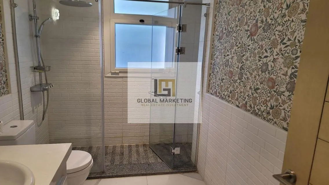 apartment with Garden 4 rent in Mivida