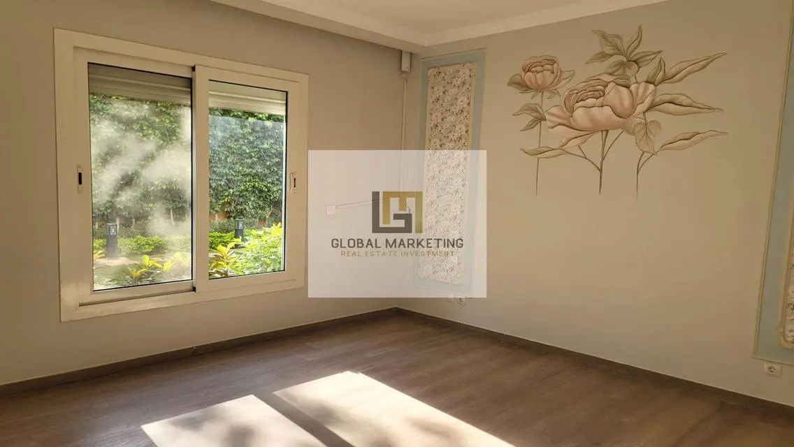 apartment with Garden 4 rent in Mivida