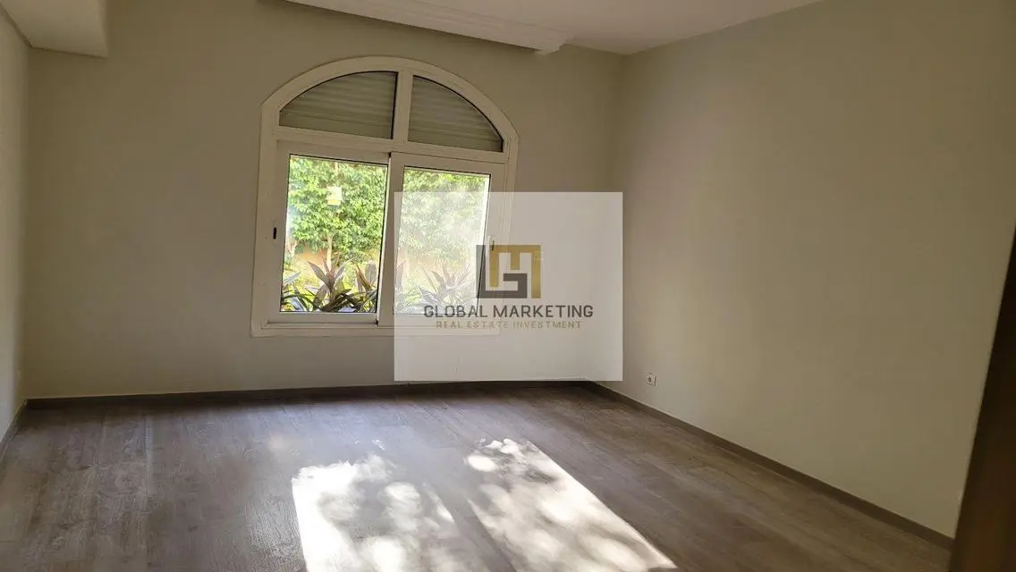 apartment with Garden 4 rent in Mivida