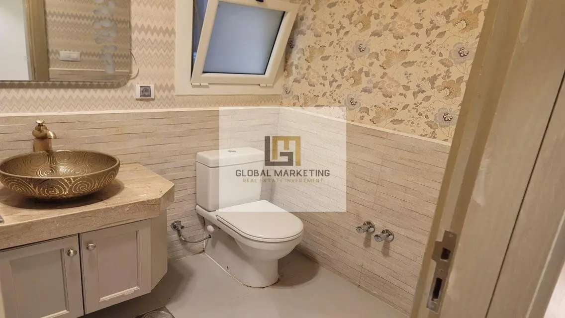 apartment with Garden 4 rent in Mivida