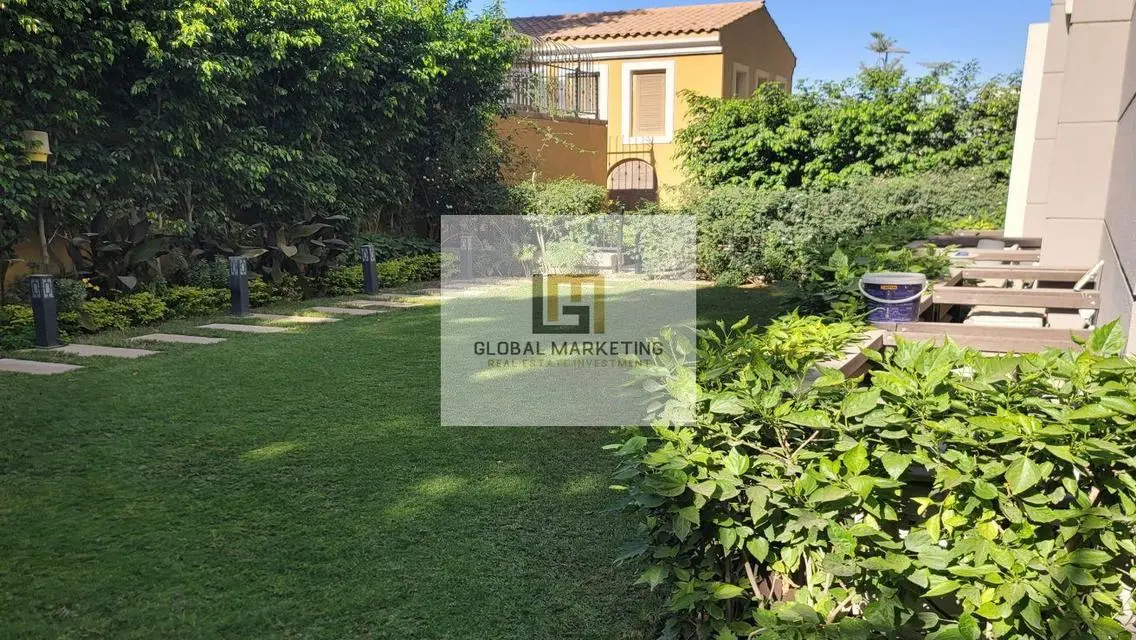 apartment with Garden 4 rent in Mivida