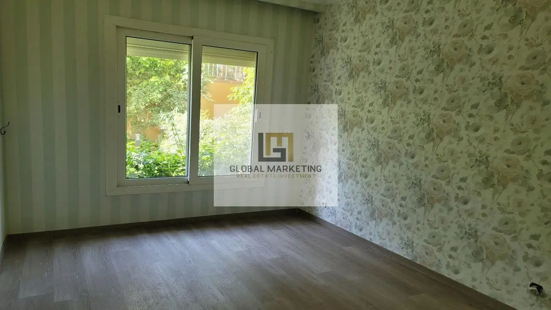 apartment with Garden 4 rent in Mivida