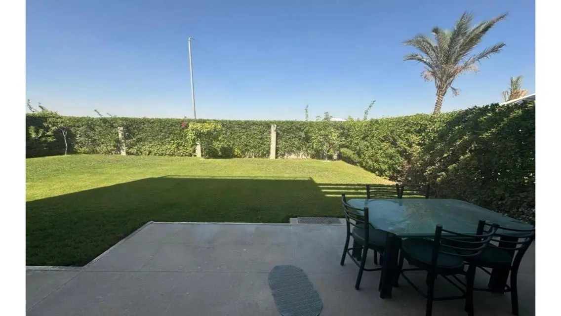 فيلا للبيع بالم هيلز كروان مميزه ب اقل سعر
