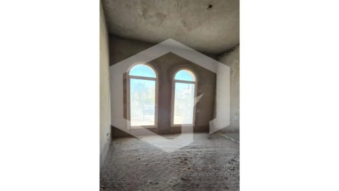Ready To Move Twin House for sale in Royal Meadows