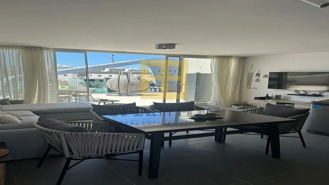 For sale chalet on the sea - installment over 10 y