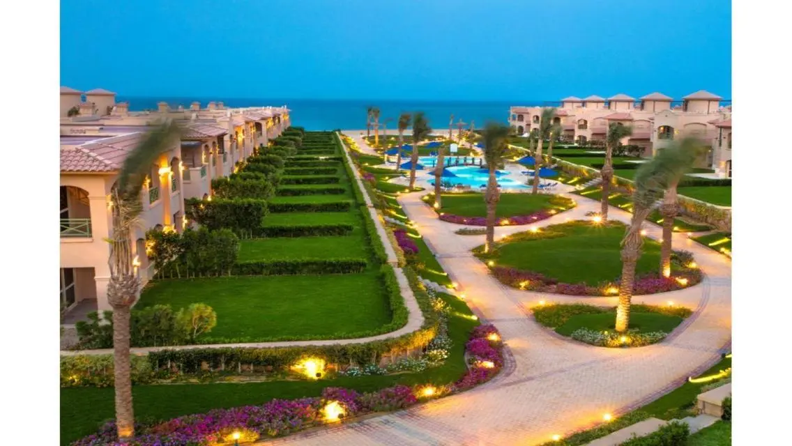 Villa for sale first row in La Vista 4 Sokhna