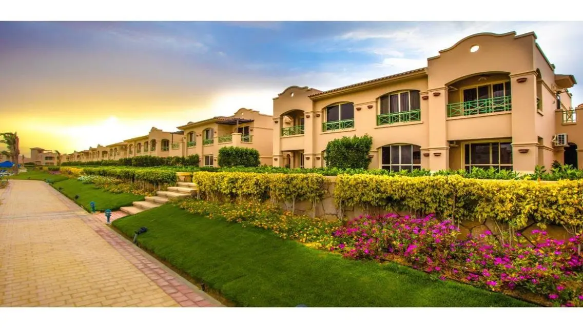Villa for sale first row in La Vista 4 Sokhna