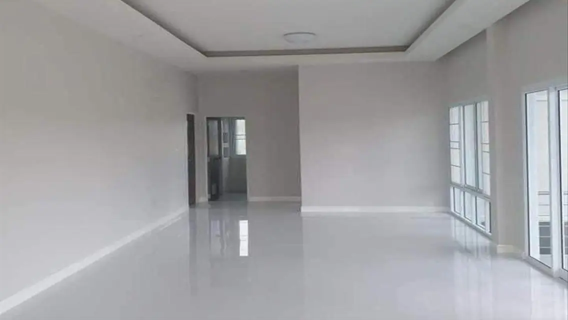 Apartment for Sale in the Heart of Octoberf finish