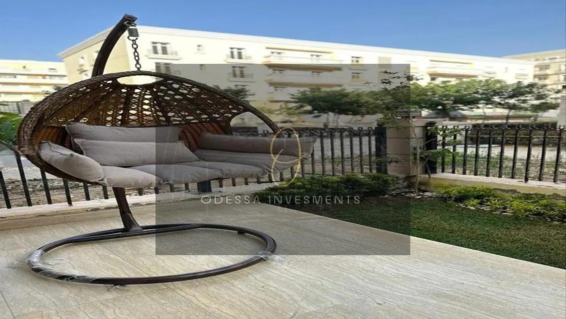شقة ارضي بجاردن للايجار بكمبوند هايد بارك اول سكن