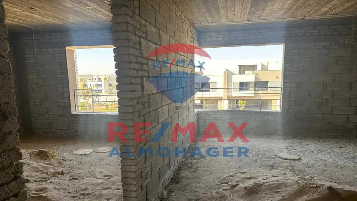 Luxury Apartment for Rent in Prime Area