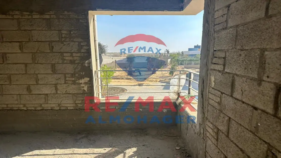 Luxury Apartment for Rent in Prime Area