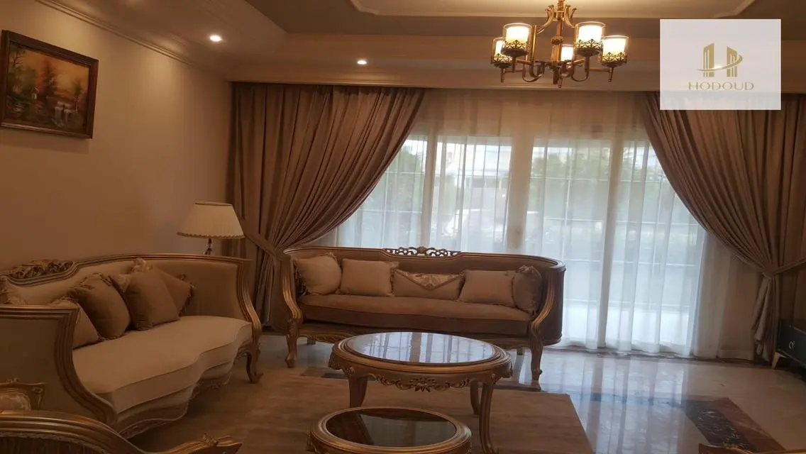 i Villa for rent in Mountain View Hyde Park