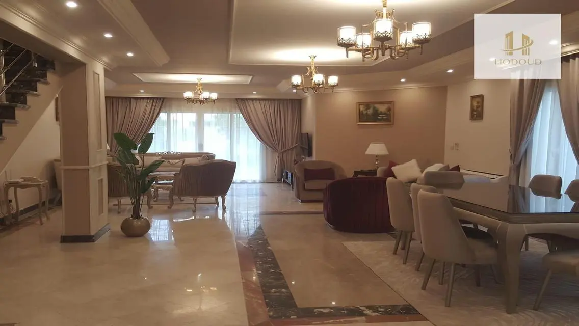 i Villa for rent in Mountain View Hyde Park