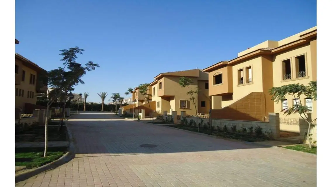 twin house for sell at moon valley 1