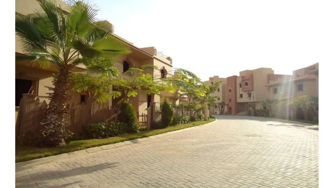 twin house for sell at moon valley 1
