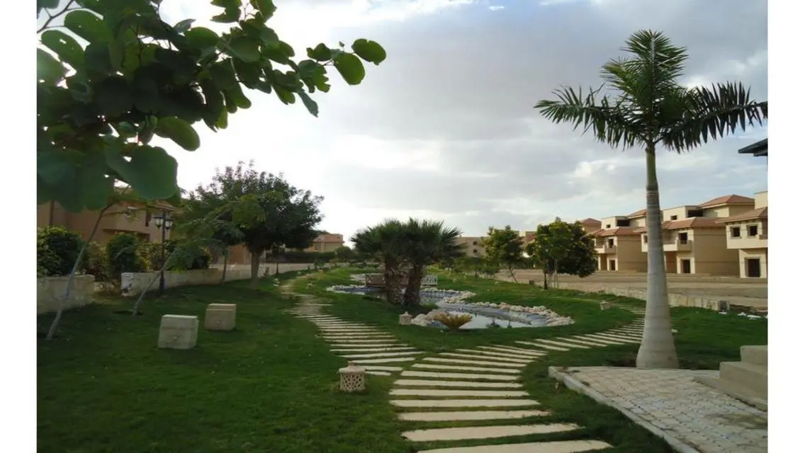 twin house for sell at moon valley 1