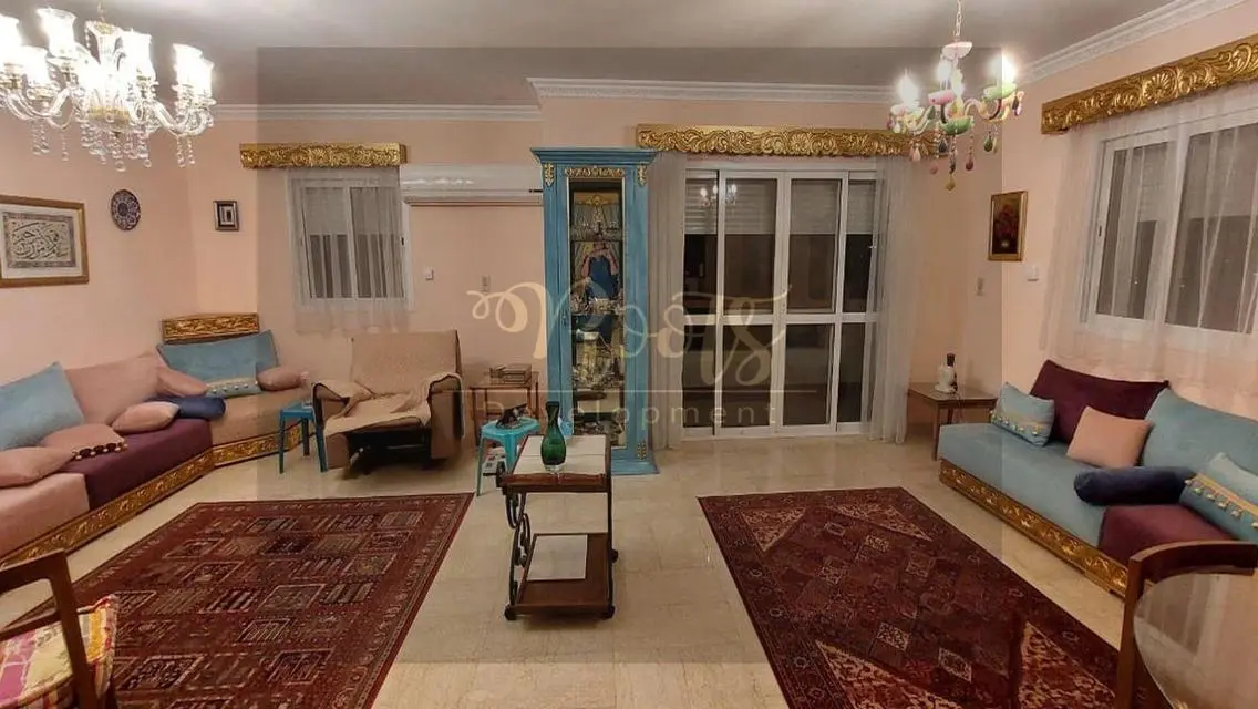Apartment  ,Fully Furnished with kitchen and AC/s