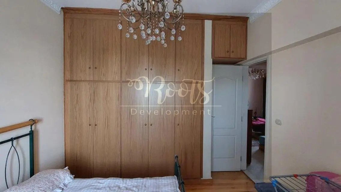Apartment  ,Fully Furnished with kitchen and AC/s