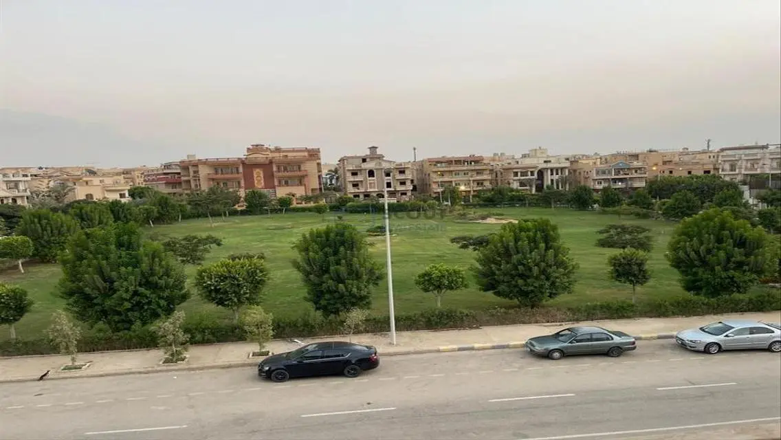 شقة الترا سوبر لوكس بالتكييفات في النرجس 4 فيلات