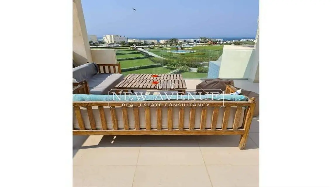 Penthouse fully finished &amp; Furnished Full sea view