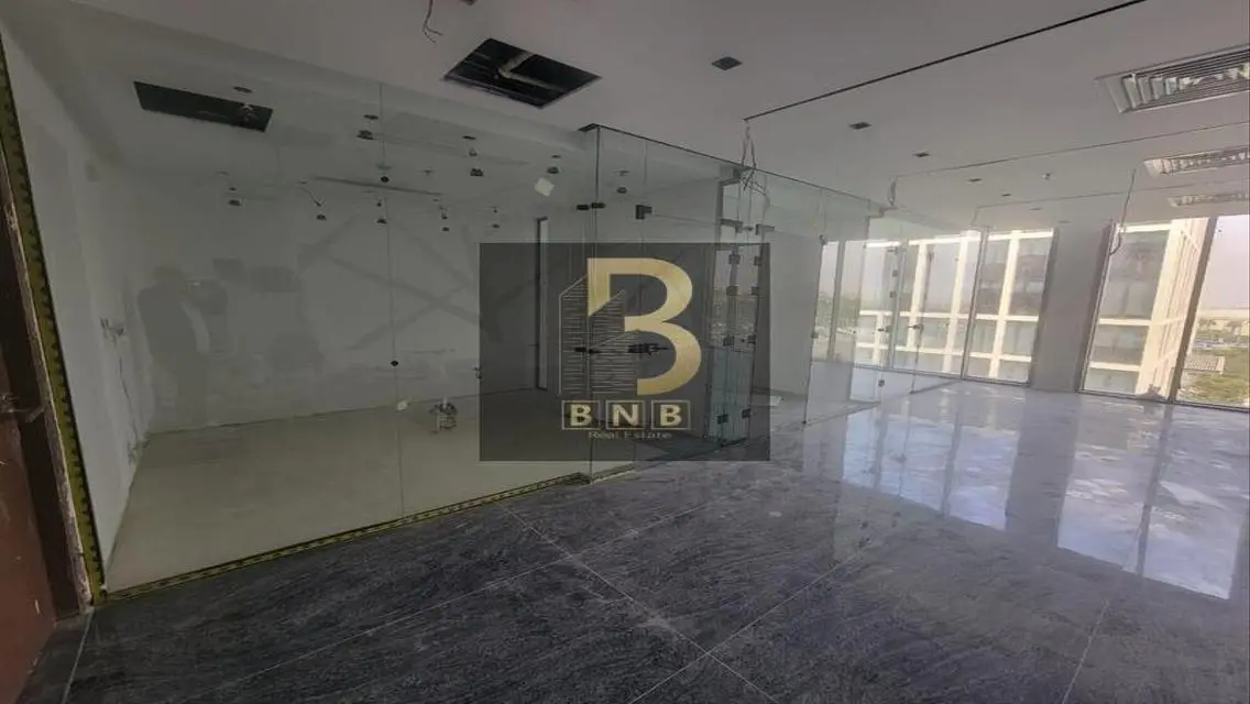 Office for Rent: 96 sqm in Prime Location
