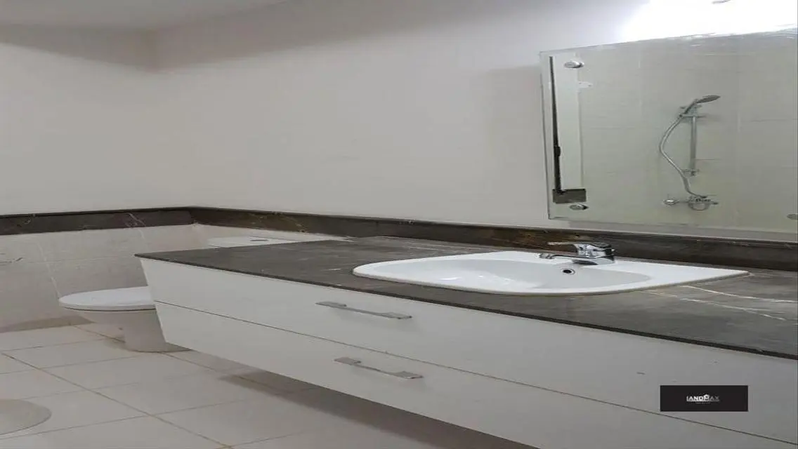 Chalet For Rent In Blanca Marasi With best Prime