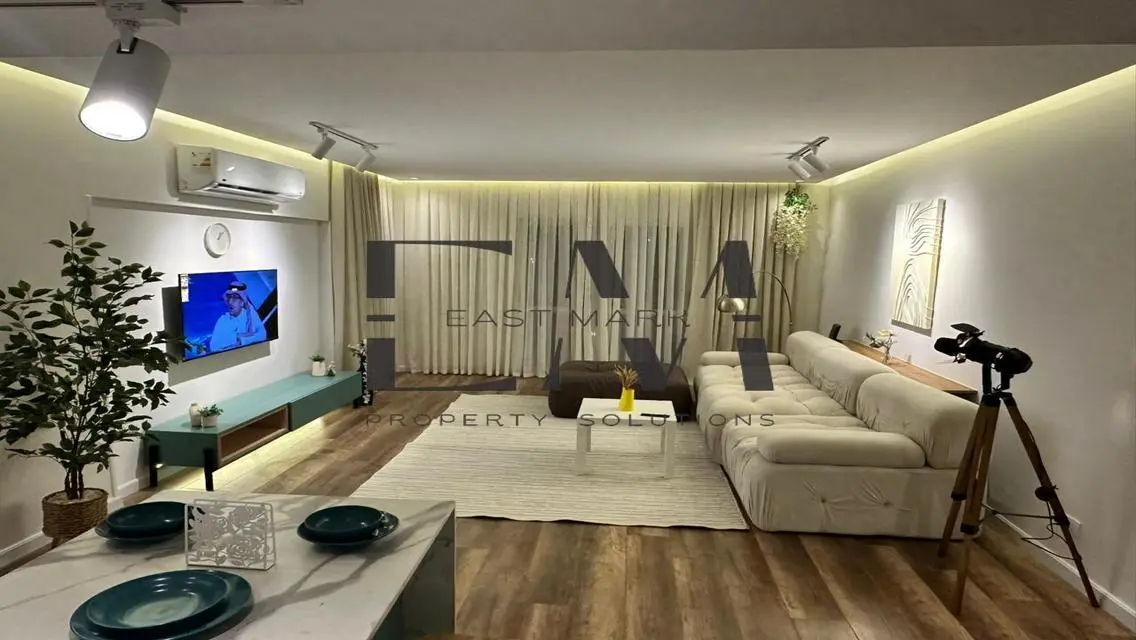 شقة مفروشة أول سكن سمارت هوم في كومبوند CFC