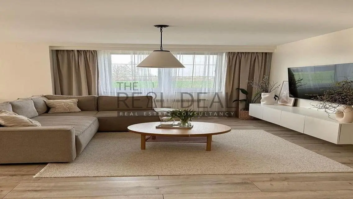 For a quick sale, a finished apartment with 30%dic