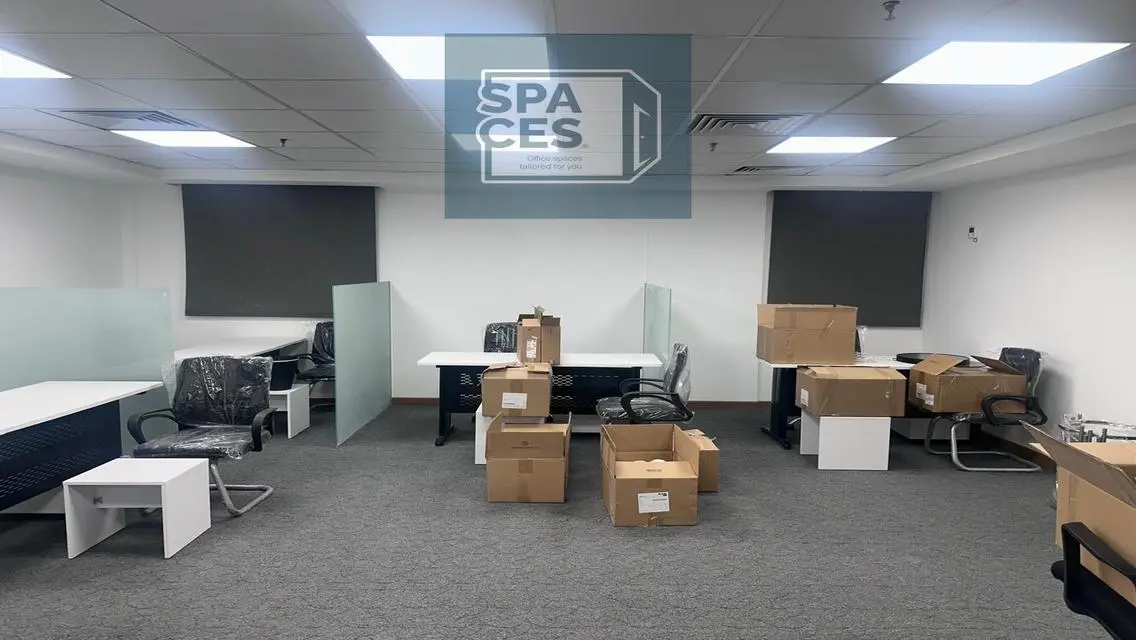 Furnished office for rent 500 m on North 90th Stre
