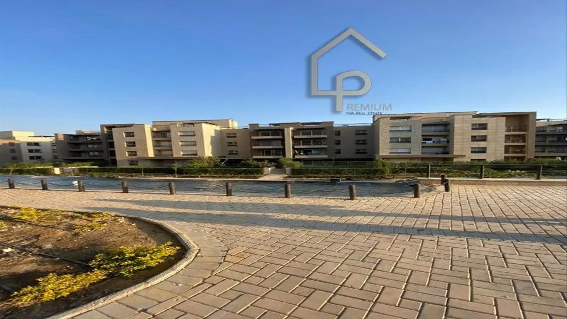 Luxury Apartment for Rent in Palm Parks