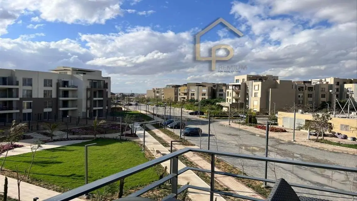 Luxury Apartment for Rent in Palm Parks